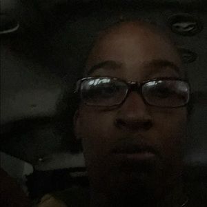 Meet your Posher, Tonya